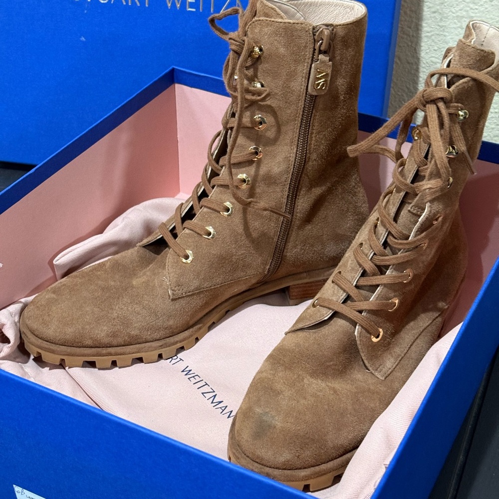 Stuart Weitzman Tan Suede Lace-Up Boots size 6.5